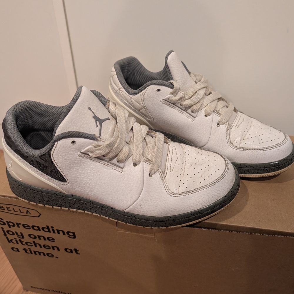 Nike White and Gray Low-Top Sneakers